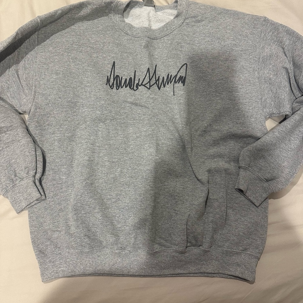 Donald Trump Signature Gildan Gray Crewneck